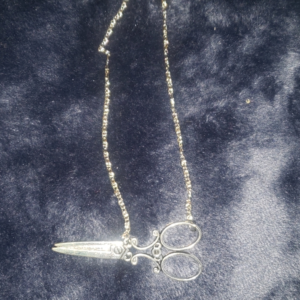 Neclace